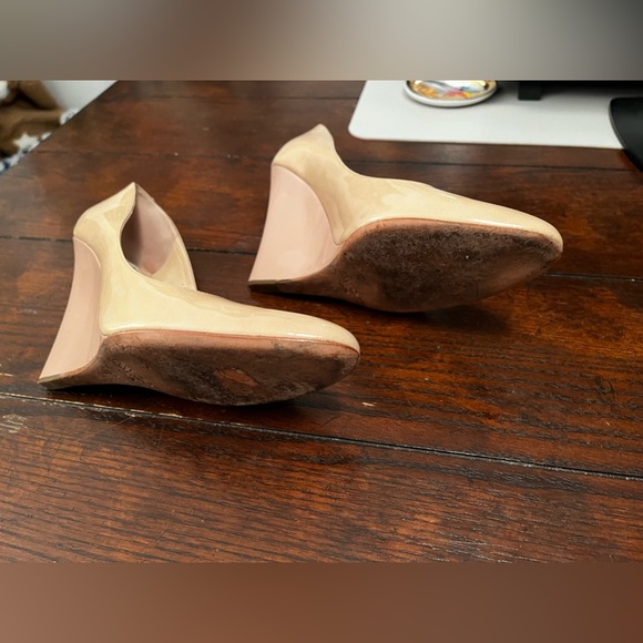 Jimmy Choo patent leather wedge - Picture 5 of 8